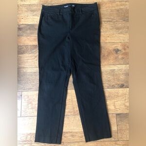 Old Navy black High waisted pixie skinny ankle stretch pants size 10